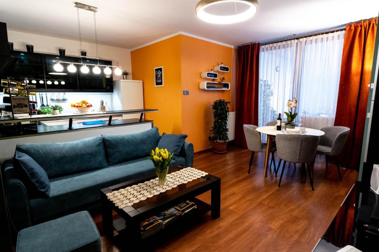Torre Verona Apartment - 70M2, Terrace, Garage Cracovia Exterior foto
